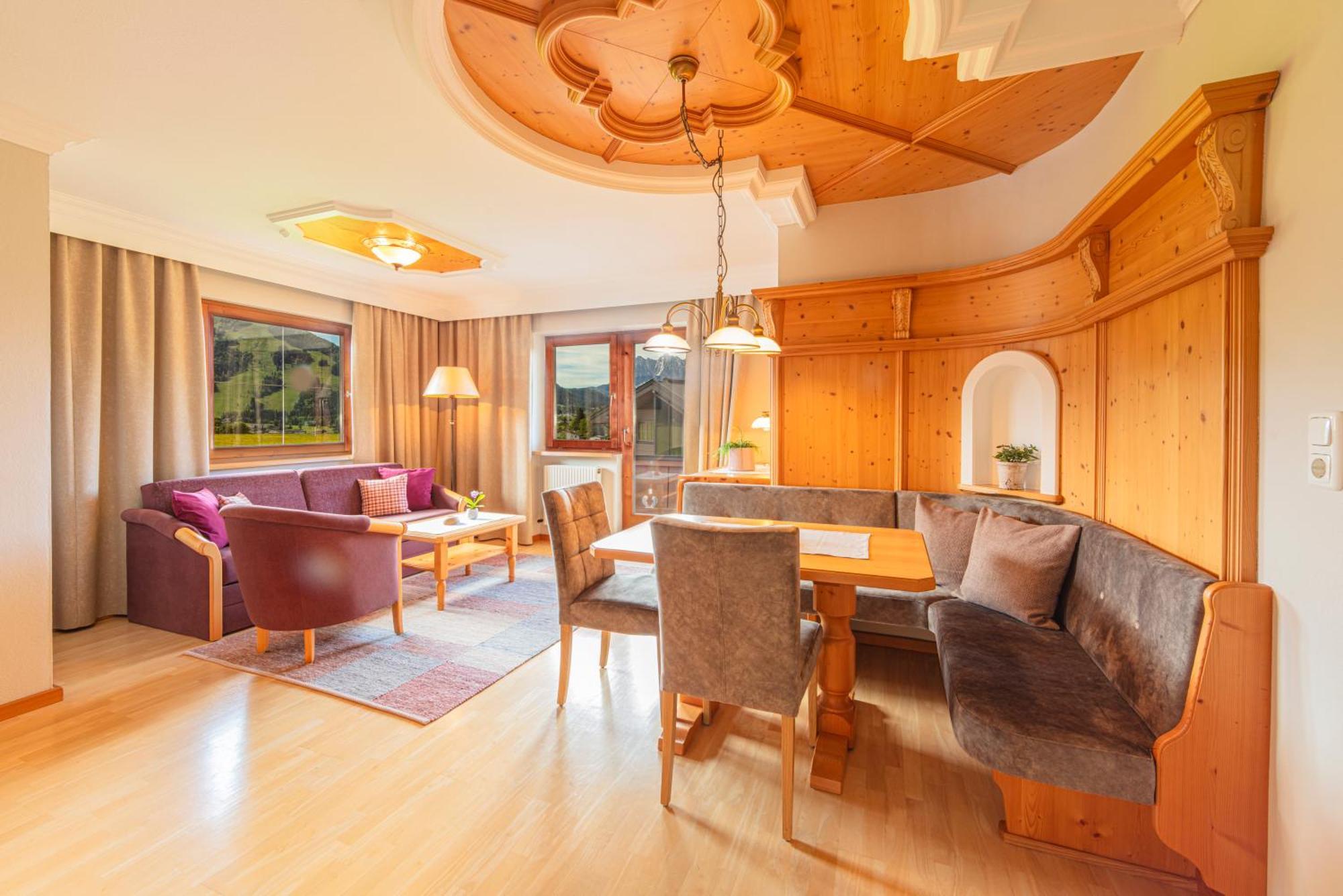 Apartments Tirolerhaus ケセン エクステリア 写真